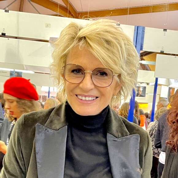Sophie Davant lors de la 41ème Foire du Livre de Brive dans La Halle Brassens, à Brive-la-Gaillarde, France, le 11 novembre 2023. © Fabien Faure/Bestimage