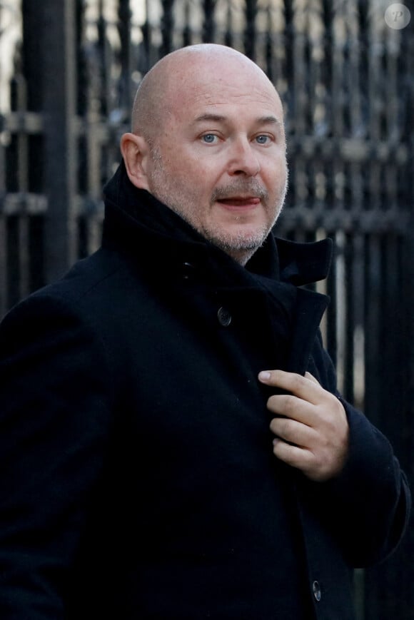 Une plainte "en dénonciation calomnieuse contre l'auteur de ces graves accusations infondées."
Cauet - Sorties des obsèques de Jean-Pierre Pernaut en la Basilique Sainte-Clotilde à Paris le 9 mars 2022. © Christophe Clovis / Bestimage