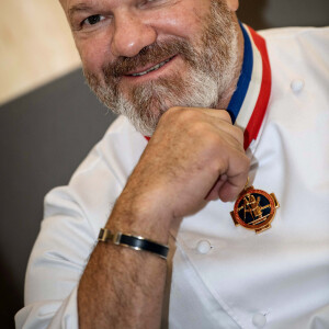 Exclusif - Philippe Etchebest préside le salon français de la restauration "Expotel" à Bordeaux. Il dirige aussi la journée des chefs et sa compétion regroupant 22 Etoiles sur l'évènement, le 25 Novembre 2019. © Patrick Bernard/ Bestimage 