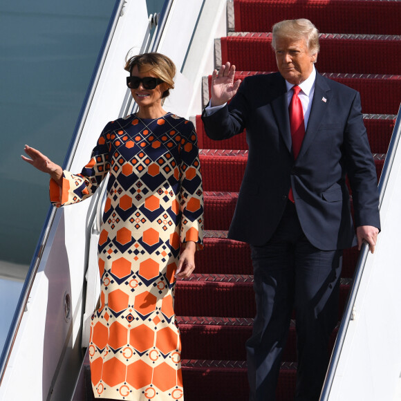Donald Trump et sa femme Melania - La famille Trump débarque de Air Force One à l'aéroport international de Palm Beach le 20 janvier 2021. 