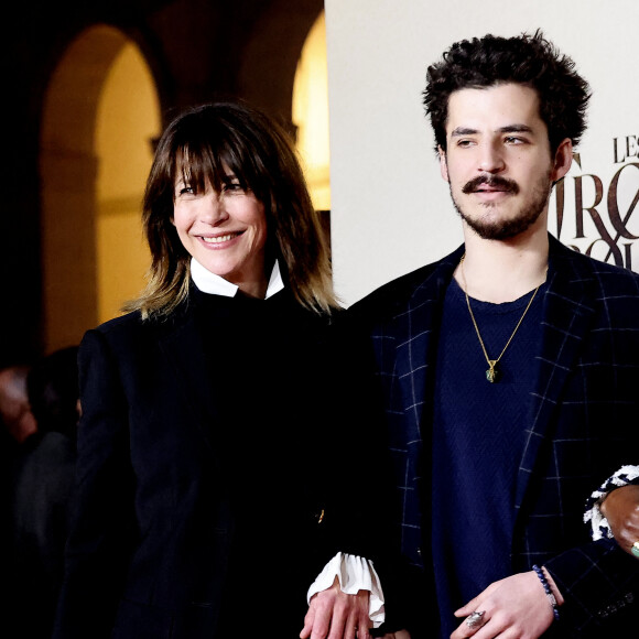 Exclusif - Sophie Marceau et son fils Vincent Zulawski - Photocall de l'avant-première du film "Les Trois Mousquetaires : D'Artagnan" aux Invalides à Paris le 21 mars 2023. © Jacovides / Moreau / Guirec / Bestimage 