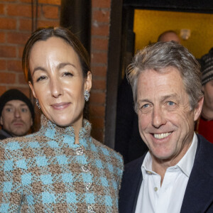 Anna Elisabet Eberstein et son mari Hugh Grant - Défilé de mode "Métiers d'art Chanel" à Manchester. Le 7 décembre 2023. © Olivier Borde / Bestimage