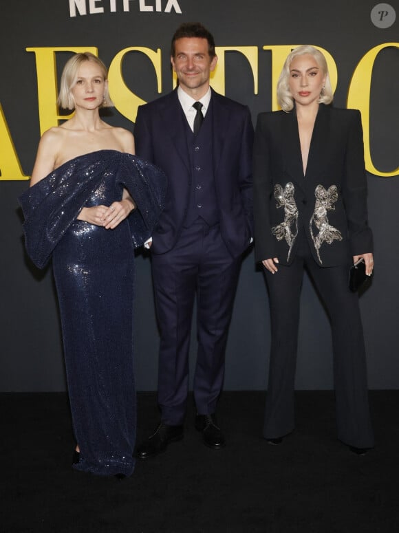 Carey Mulligan, Bradley Cooper et Lady Gaga - Avant-première du film Netflix "Maestro" à Los Angeles le 12 décembre 2023