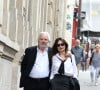 Et toute sa famille est derrière lui. 
Pierre Arditi et Evelyne Bouix - Mariage de Claude Lelouch à la mairie du 18ème à Paris. Le 17 juin 2023