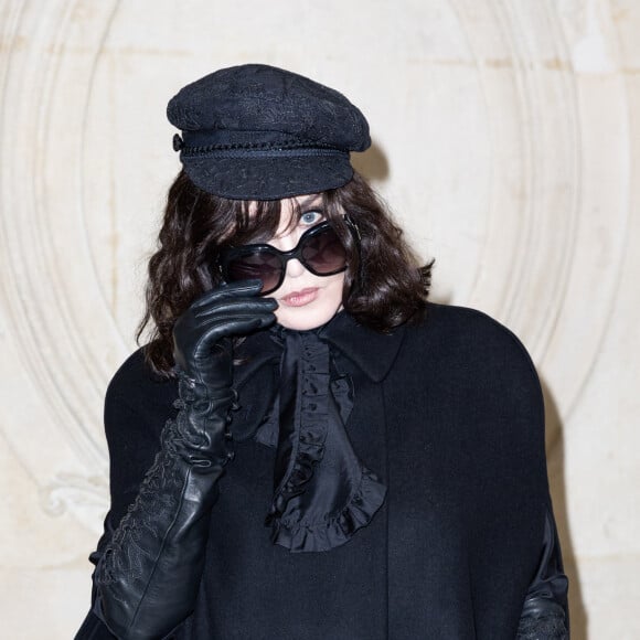 Le tribunal correctionnel de Paris s'est prononcé sur le sort de l'actrice deux mois après un procès qui s'est tenu en son absence.
Isabelle Adjani - Photocall au défilé de mode Haute-Couture Christian Dior au musée Rodin lors de la Fashion Week Printemps-été 2023 de Paris, France, le 23 janvier 2023. © Olivier Borde/Bestimage