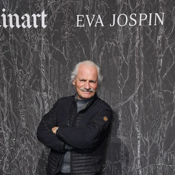 Yann Arthus-Bertrand - Vernissage de l'exposition Ruinart "Promenade en Champagne" au Carreau du Temple à Paris. Le 9 mars 2023. © Giancarlo Gorassini / Bestimage 