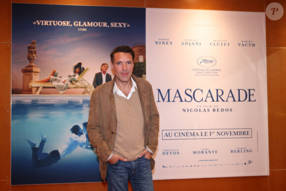 Nicolas Bedos lors de la présentation du film "Mascarade" au cinéma UGC Ciné Cité de Bordeaux, le 21 octobre 2022. © Jean-Marc Lhomer/Bestimage  