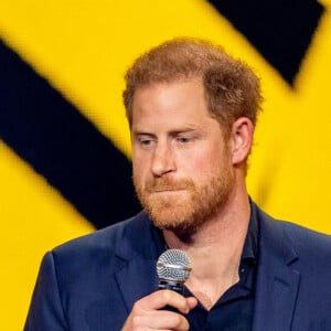 Le prince Harry Duc de Sussex lors de la cérémonie de clôture des Invictus Games 2023 à Dusseldorf le 16 septembre 2023