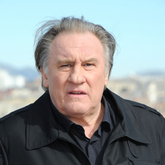 Gérard Depardieu durant le photocall organisé pour la présentation de la saison deux de la série "Marseille" pour Netflix au Sofitel du Vieux Port à Marseille.. © Bruno Bebert / Bestimage