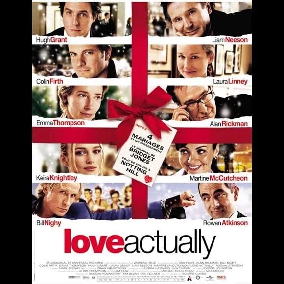 Love Actually est une comédie romantique britannique culte de Richard Curtis. 
Affiche du film Love Actually.