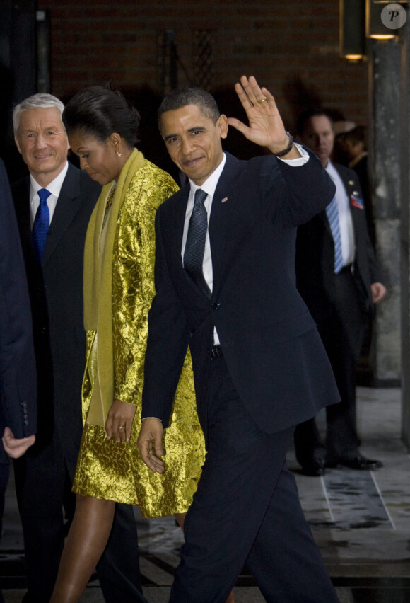 Barack Obama recevant son prix Nobel de la Paix, avec Michelle Obama