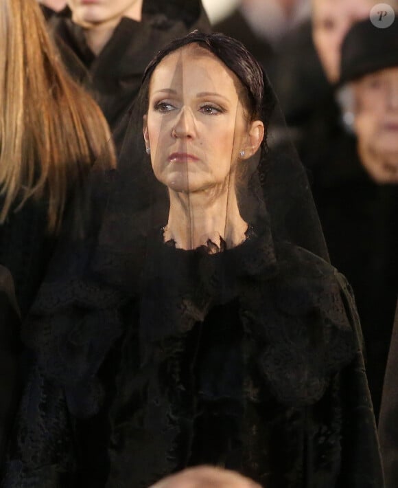 Céline Dion est en deuil
Céline Dion - Sorties des obsèques nationales de René Angélil en la Basilique Notre-Dame de Montréal.© Morgan Dessales/Bestimage 