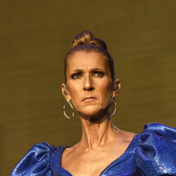 Sa nièce Brigitte Dion eest morte brutalement à 51 ans
Céline Dion en concert à l'occasion du festival d'été Barclaycard British dans Hyde Park à Londres, le 5 juillet 2019. 