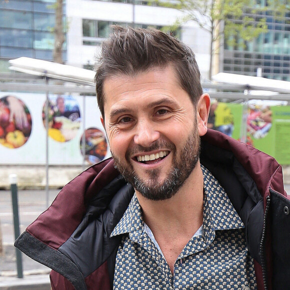 Christophe Beaugrand a accordé une interview à Ouest-France pour promouvoir cette émission
Christophe Beaugrand quitte les studios de RTL à Neuilly-sur-Seine, le 25 avril 2023. © Jonathan Rebboah / Panoramic / Bestimage 