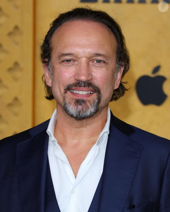 Vincent Perez à la première de la série "Shantaram" à Los Angeles, le 3 octobre 2022. 