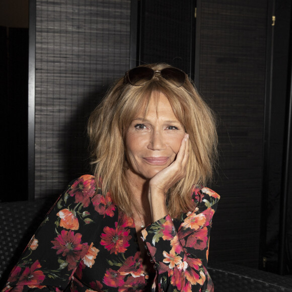 Exclusif - Clémentine Célarié - Backstage de l'enregistrement de l'émission " Surprise Sur Prise ". Paris le 14 septembre 2020 © Jack Tribeca / Bestimage 