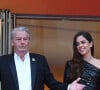 Jusqu'il y a peu, elle avait le même avocat que son père
Alain Delon et sa fille Anouchka Delon - Montée des marches du film "A Hidden Life" lors du 72ème Festival International du Film de Cannes, le 19 mai 2019. 