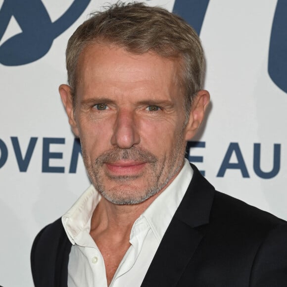 Lambert Wilson - Avant-première du film "Une robe pour Mrs Harris" au cinéma Max Linder Panoramic à Paris le 25 octobre 2022. 