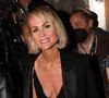 Il n'y a pas qu'Aux Etats-Unis qu'elle peut se resourcer.
Laeticia Hallyday - Front Row - Défilé Messika haute joaillerie collection "Beyond The Light" lors de la fashion week. © Agence Bestimage
