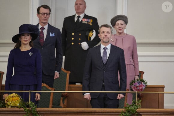 Le roi Frederik X, la reine Mary, la reine Margrethe II, le prince Joachim - La famille royale de Danemark lors de la réception donnée à l'occasion du changement de trône au Parlement danois (Folketing) au palais de Christiansborg à Copenhague. Le 15 janvier 2024