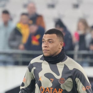 Kylian Mbappé lors du match RC Lens - Paris Saint-Germain, Ligue 1, stade Bollaert-Delelis, le 14 janvier 2024