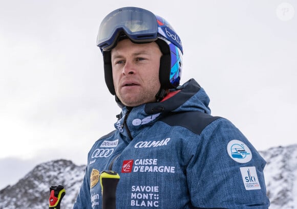 Le skieur français a été victime d'une grosse chute
 
Alexis Pinturault - Entraînement avant la coupe du monde de ski alpin à Solden (Autriche) qui se déroulera les 17 et 18 octobre 2021. © Imago / Panoramic / Bestimage
