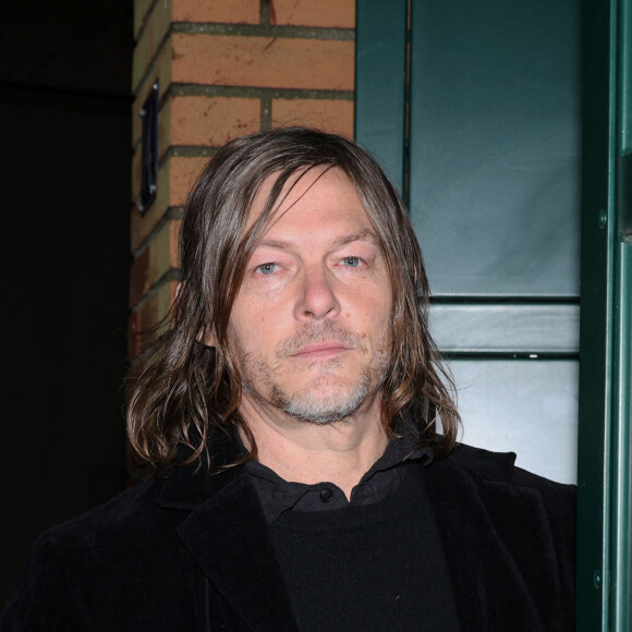 Tout comme Norman Reedus
 
Norman Reedus - Arrivées des personnalités au défilé AMI collection homme automne/hiver 2024/2025 lors de la fashion week à Paris (PFW) le 19 janvier 2024. © Denis Guignebourg / Bestimage