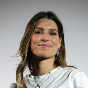 Laury Thilleman mesure 1m78. Une taille qui a permis à la jeune femme originaire de Brest de devenir Miss France mais qui lui a surtout fait comprendre très tôt qu'elle n'était pas "dans la norme" selon ses mots.
Laury Thilleman - Personnalités à la soirée "Hello Planet Film Festival" au Publicis à Paris. © Denis Guignebourg / Bestimage