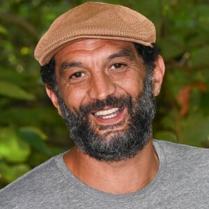 Ramzy Bedia au photocall du film "Youssef Salem a du Succès" lors du 15ème festival du film francophone de Angoulême, France, le 27 août 2022. © Coadic Guirec/Bestimage 