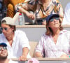 La famille Kretz (série L'Agence sur TMC et Netflix) dans les tribunes lors des Internationaux de France de Tennis de Roland Garros 2023. Paris, le 10 juin 2023. © Jacovides-Moreau / Bestimage