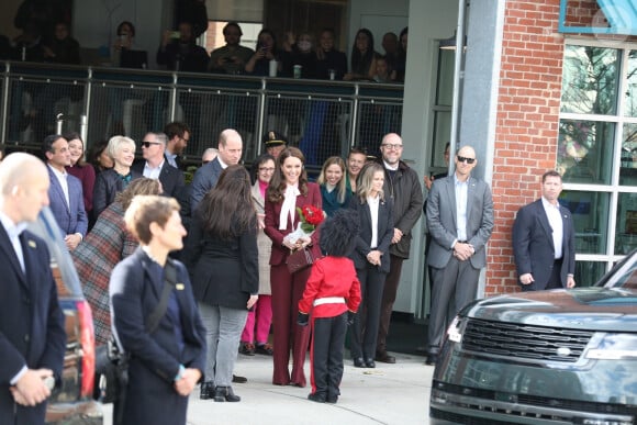 Le prince William, prince de Galles, et Catherine (Kate) Middleton, princesse de Galles, arrivent à Somerville, Massachusetts, États-Unis, le 1er décembre 2022, lors de leur visite officielle aux Etats-Unis. Le couple royal n'était plus venu aux Etats-Unis depuis 2014. 