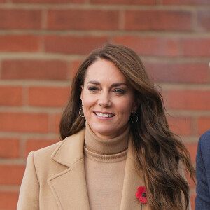 Le prince William, prince de Galles, et Catherine (Kate) Middleton, princesse de Galles, se rendent à Scarborough pour lancer un financement destiné à soutenir la santé mentale des jeunes, dans le cadre d'une collaboration dirigée par la Royal Foundation le 3 novembre 2022. 