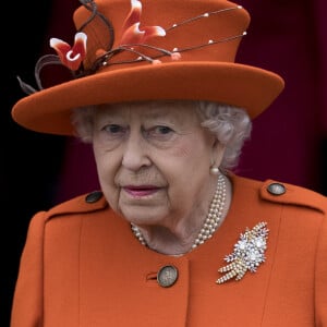 Suite au décès de sa mère Elizabeth II, le 8 septembre 2022 à l'âge de 96 ans.
La reine Elizabeth II - La famille royale d'Angleterre arrive à la messe de Noël à l'église Sainte-Marie-Madeleine à Sandringham.