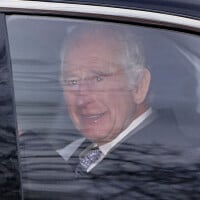 PHOTOS Charles III atteint d'un cancer : souriant pour sa première sortie depuis l'annonce de sa maladie, il a vu Harry