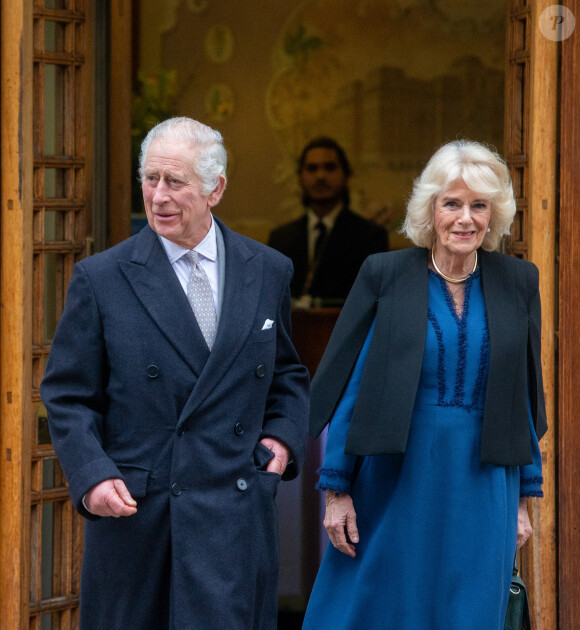 Le roi Charles III d'Angleterre et Camilla Parker Bowles, reine consort d'Angleterre, quittent la London Clinic à Londres, Royaume Uni, 29 janvier 2024, où le roi Charles avait subi une intervention pour une hypertrophie de la prostate. © Tayfun Salci/ZUMA Press/Bestimage  King Charles III and Queen Camilla depart The London Clinic in central London where King Charles had undergone a procedure for an enlarged prostate. Picture date: Monday January 29, 2024.