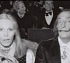 La muse de Dalì avait songé à Saint-Tropez dans une premier temps
Amanda Lear et Dalì en 1972 à Paris