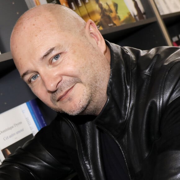 Cauet est visé pour une 5e plainte pour viol et agression sexuelle
Sébastien Cauet - Salon du livre de Paris. © Cédric Perrin/Bestimage