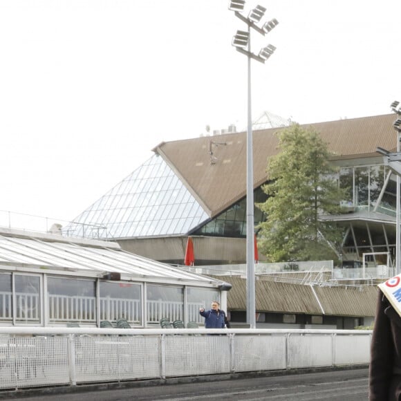 Eve Gilles (Miss France 2024) - Prix de France Speed Race 2024 à l'Hippodrome de Vincennes le 11 février 2024. © Marc Ausset-Lacroix/Bestimage