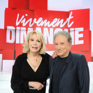 Exclusif - Amanda Lear et Michel Drucker - Enregistrement de l'émission "Vivement Dimanche", présentée par M.Drucker et diffusée le 18 février sur France 3 © Guillaume Gaffiot / Bestimage 