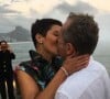 Elle est mariée depuis l'année 2017 avec Frédéric Cassin, un homme d'affaires qu'elle avait rencontré en 2014 et avec qui elle a célébré ses noces à trois reprises !
Cristina Cordula a épousé Frédéric Cassin pour la troisième fois à Rio, en août 2017.