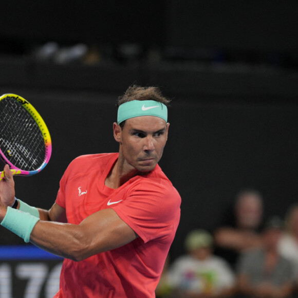"Les mêmes salaires ? Non, pour quoi faire ?", demande Rafael Nadal concernant l'argent dans le tennis

Rafael Nadal accède au quart de finale du tournoi de Brisbane face à J.Kubler le 4 janvier 2024.