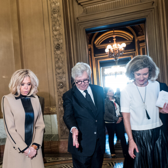 Stephane Lissner, Directeur general de l'Opera de Paris et les Premières dames Brigitte Macron et Peng Liyuan ( femme du président de la république populaire de Chine) en visite à l'Opéra Garnier pour assister à des répétitions, Paris le 25 Mars 2019 © Romain Gaillard / Pool / Bestimage 