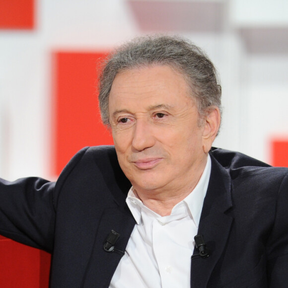 Exclusif - Michel Drucker - Enregistrement de l'émission "Vivement Dimanche" au studio Gabriel à Paris le 4 mars 2020 et diffusée le 8 mars 2020. © Guillaume Gaffiot/Bestimage