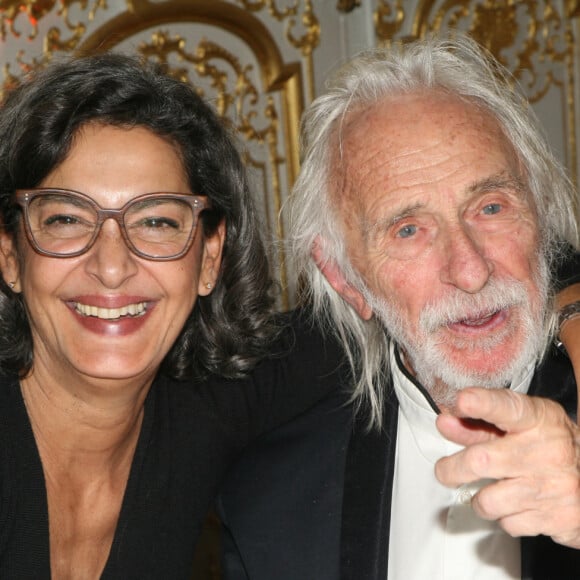 Exclusif - Pierre Richard et sa femme Ceyla Lacerda - Soirée naturopathie à l'hôtel Le Marois à l'occasion de la sortie du livre "Guide de naturopathie" de D. Passuti à Paris le 7 décembre 2021. © JLPPA/Bestimage 