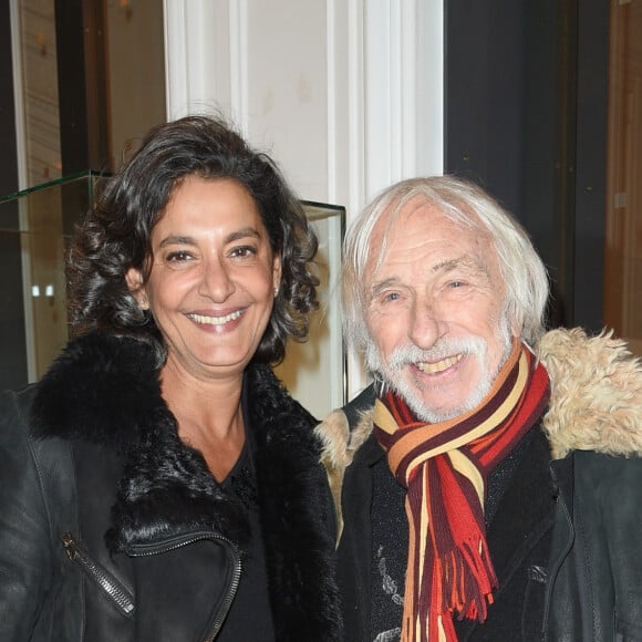 Pierre Richard et sa femme Ceyla Lacerda à la séance de dédicaces du livre de Mme Kazuko Masui "Kenzo Takada" à la librairie Artcurial à Paris, le 21 novembre 2018. © Guirec Coadic/Bestimage 