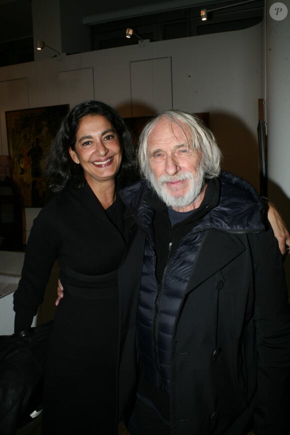 Exclusif - Pierre Richard et sa femme Ceyla Lacerda - Hommage à l'artiste peintre Clama (Pierre Clamagirand) à Paris. Le 1er février 2017  