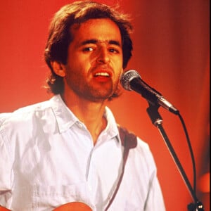 Hélas pour eux : non, c'est une ancienne photo !
Jean-Jacques Goldman en 1987