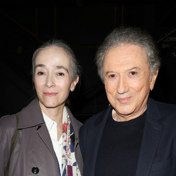 Delphine Ernotte et Michel Drucker (Laurier d'honneur) - 29ème cérémonie des Lauriers de l'Audiovisuel au théâtre Marigny à Paris le 26 février 2024. Patronnée par le ministère de la Culture et la Commission nationale Française pour L'UNESCO, organisée au Théâtre Marigny, la cérémonie des Lauriers, fédère depuis 28 ans l'ensemble des professionnels de la filière audiovisuelle française. Présentée par H. Sy et P. Simonin, mise en images par J. Revon, elle sera diffusée sur TV5MONDE (France, Belgique, Suisse, Monaco, Europe et Afrique) dès le 28 Février, puis disponible gratuitement sur la plateforme francophone mondiale TV5Mondeplus. © Coadic Guirec/Bestimage