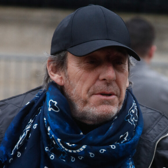 Ce jeudi 29 février, nos confrères du "Parisien" ont annoncé une nouvelle tentative de cambriolage.
Jean-Luc Reichmann - Arrivées à l'enregistrement de l'émission "Vivement Dimanche" présentée par M. Drucker et qui sera diffusée le 14/02/2024 sur France 3 au Studio Gabriel à Paris, France, le 09 janvier 2024. © Christophe Clovis / Bestimage