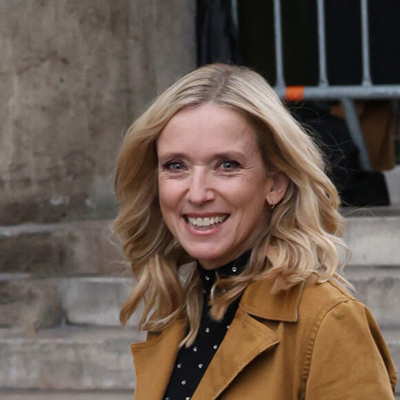 Léa Drucker - Arrivées au défilé Rabanne mode femme automne / hiver 2024-2025 lors de la Fashion Week de Paris (PFW) au Palais de Tokyo à Paris, France, le 29 février 2024. © Denis Guignebourg/Bestimage